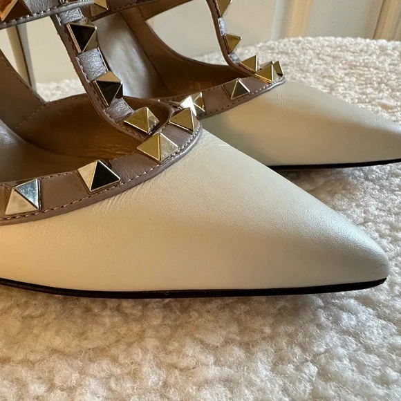 Valentino Garavani Rockstud Caged Leather Pump Ivory Poudre - Picture 8 of 15